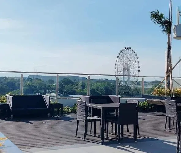 Coast By J 40th Floor Penthouse Manila